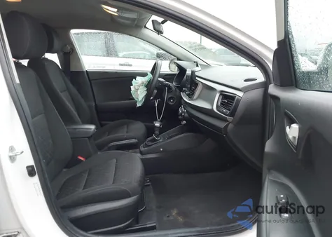 2021 Kia Rio Lx z USA, uszkodzony, nr VIN 3KPA24AD0ME382907